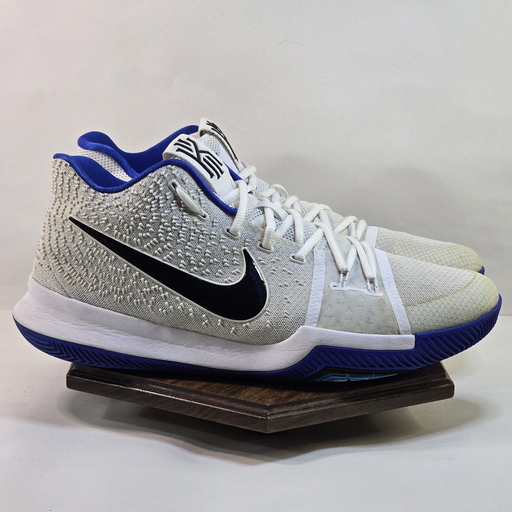Nike Kyrie 3 Shoes Mens Size 14 White Blue Basketball Mid Top 852395-102